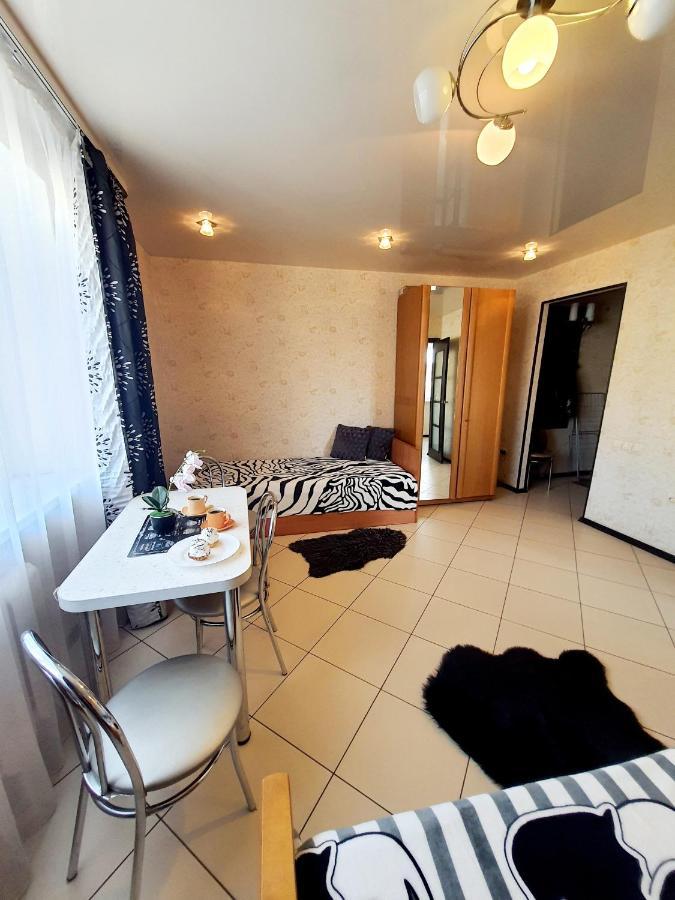 Apartments On Sotsialisticheskaya Kak Doma Бобруйск Екстериор снимка